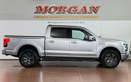 2023 Ford F-150 Lightning LARIAT