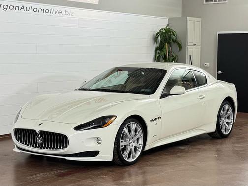 2012 Maserati GranTurismo S Auto