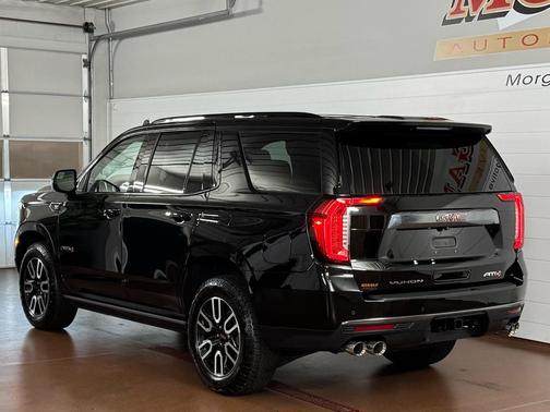 2022 GMC Yukon AT4 4WD