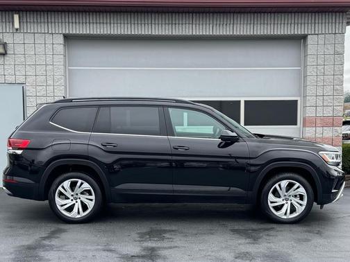 2022 Volkswagen Atlas 3.6L SE w/Technology