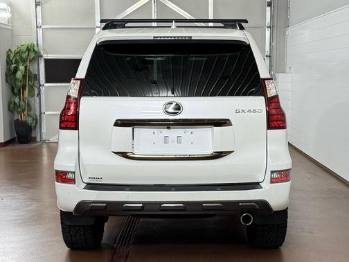 2022 Lexus GX 460 Base