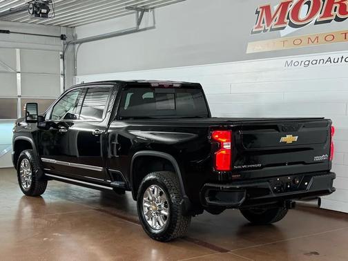 2024 Chevrolet Silverado 2500 High Country