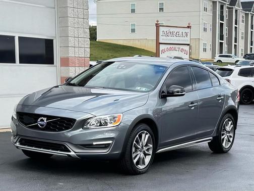 2016 Volvo S60 Cross Country T5 Platinum