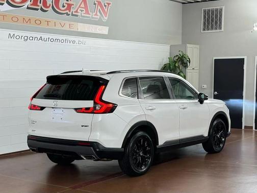 Platinum White Pearl 2025 Honda CR-V Hybrid Sport AWD