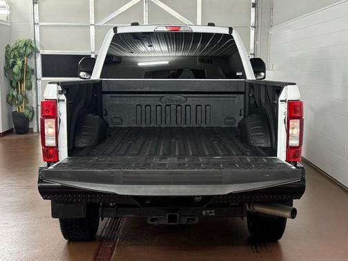 2021 Ford F-250 XL SuperCab Long Bed 4x4 w/STX Appearance