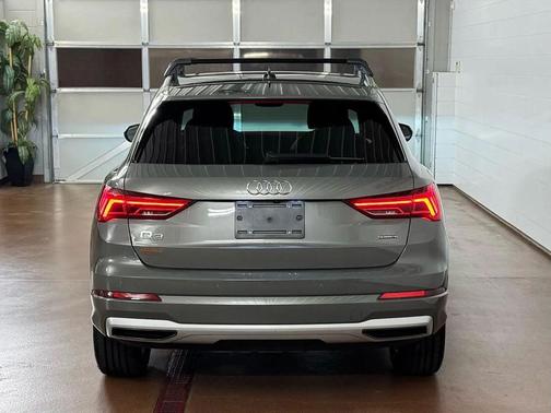 Chronos Gray Metallic 2020 Audi Q3 45 Premium Plus
