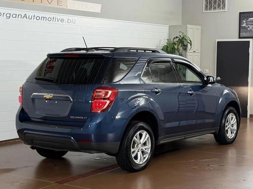 Blue 2016 Chevrolet Equinox LT