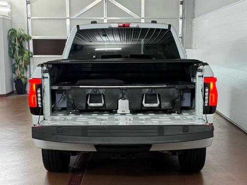 2023 Ford F-150 Lightning XLT