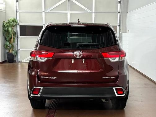 2019 Toyota Highlander Limited