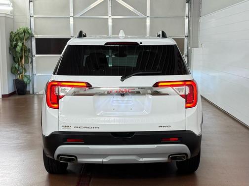 2023 GMC Acadia SLE AWD
