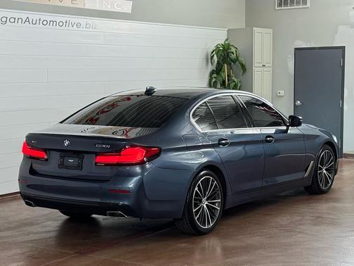 2023 BMW 530 530i xDrive Sedan