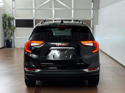 2022 GMC Terrain AT4 AWD