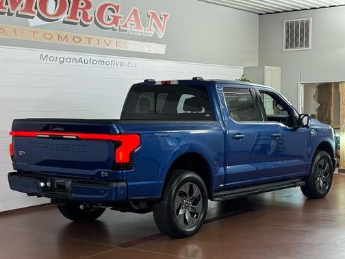 2022 Ford F-150 Lightning LARIAT