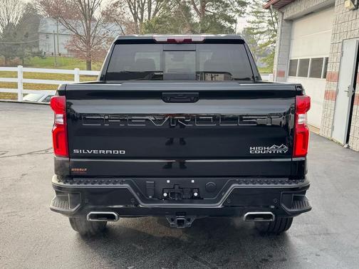 2022 Chevrolet Silverado 1500 High Country