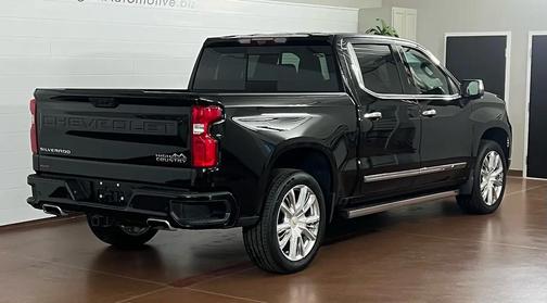 2022 Chevrolet Silverado 1500 High Country