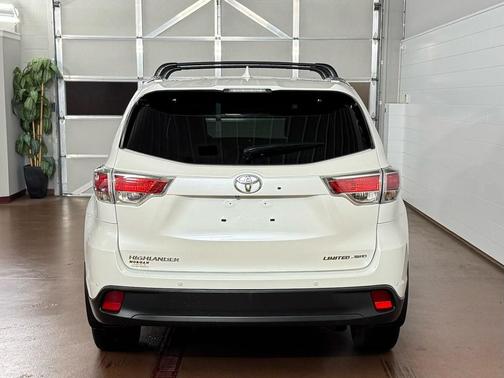 2015 Toyota Highlander Limited Platinum
