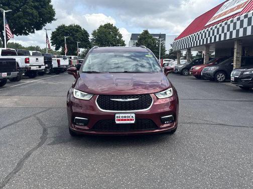 2021 Chrysler Pacifica Touring L