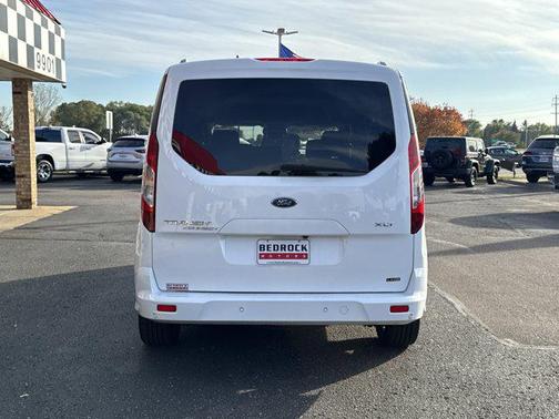 2022 Ford Transit Connect XLT w/Rear Liftgate