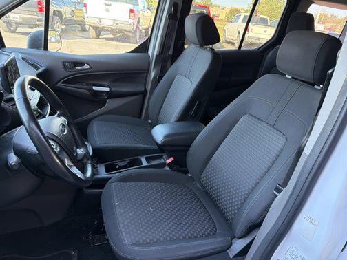 2022 Ford Transit Connect XLT w/Rear Liftgate