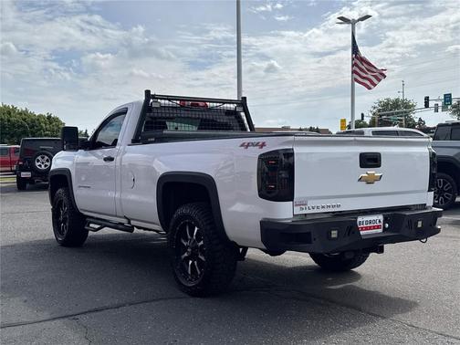 Summit White 2017 Chevrolet Silverado 1500 WT