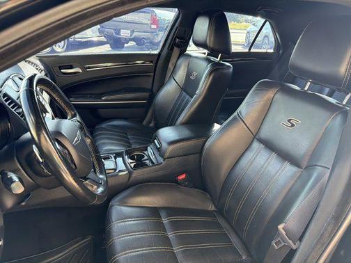 2019 Chrysler 300 S