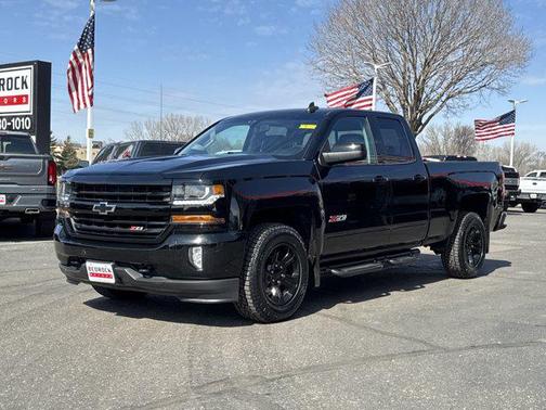 Black 2017 Chevrolet Silverado 1500 2LT