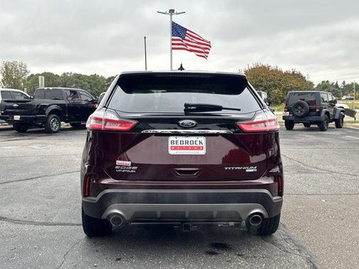 2020 Ford Edge Titanium