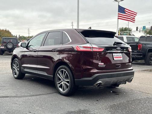 2020 Ford Edge Titanium