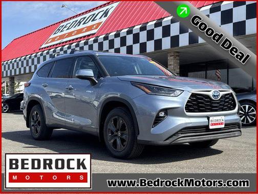 Moon Dust 2021 Toyota Highlander Hybrid XLE