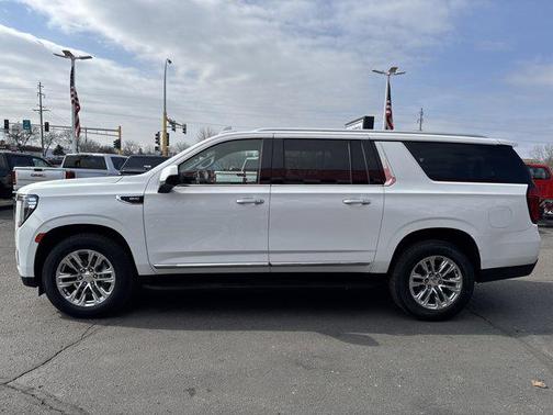 2021 GMC Yukon XL SLT