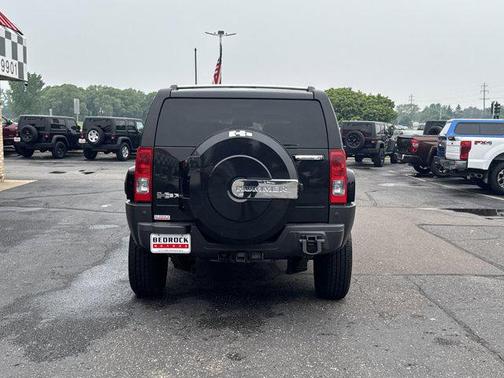 2009 Hummer H3 Base