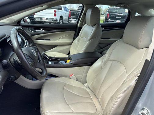 2017 Buick LaCrosse Essence