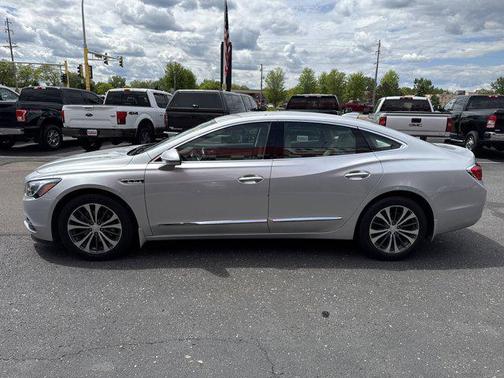 2017 Buick LaCrosse Essence