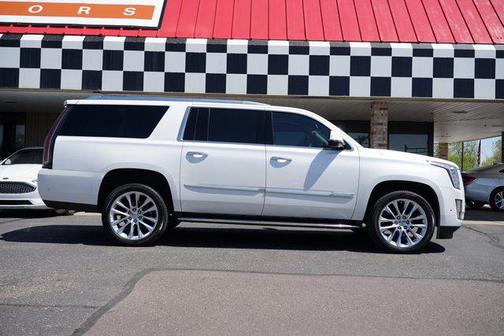 2020 Cadillac Escalade ESV Luxury