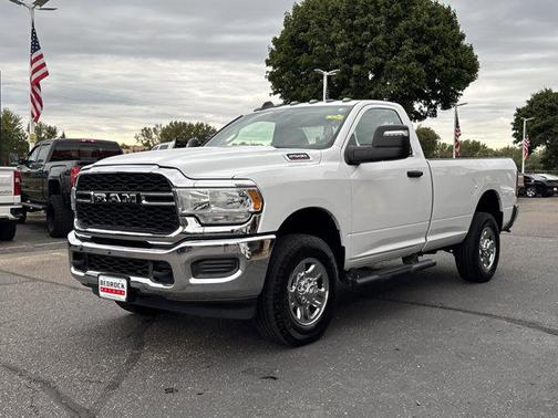 2023 RAM 2500 Tradesman Regular Cab 4x4 8' Box