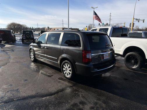 2015 Chrysler Town & Country Touring