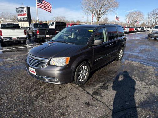 2015 Chrysler Town & Country Touring