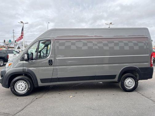 2025 RAM ProMaster 2500 Tradesman