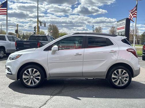 White Frost Tricoat 2017 Buick Encore Essence