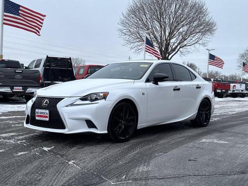 2015 Lexus IS 250 Crafted Line