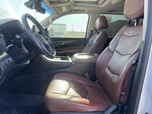 2017 Cadillac Escalade ESV Premium Luxury