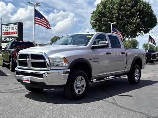 Bright Silver Metallic Clearcoat 2017 RAM 2500 Tradesman Crew Cab 4x4 6'4' Box