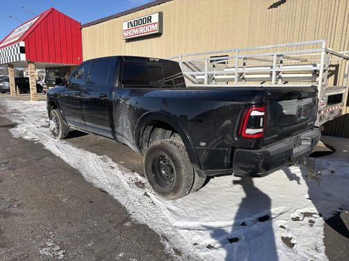 2020 RAM 3500 Limited Crew Cab 4x4 8' Box