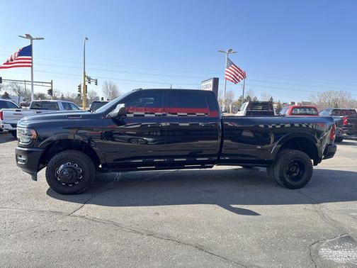 2020 RAM 3500 Limited Crew Cab 4x4 8' Box