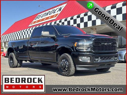 2020 RAM 3500 Limited Crew Cab 4x4 8' Box