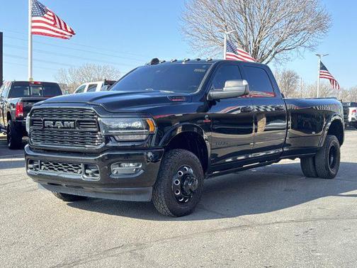 2020 RAM 3500 Limited Crew Cab 4x4 8' Box