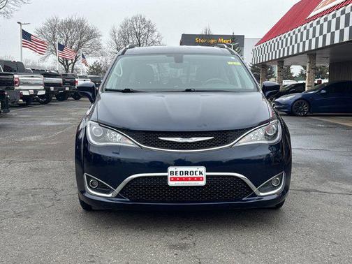2018 Chrysler Pacifica Touring-L