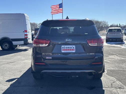 2017 Kia Sorento EX