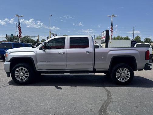 2018 GMC Sierra 2500 Denali