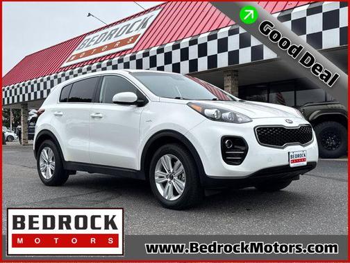 Clear White 2019 Kia Sportage LX